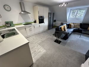 Photo 9- click for photo gallery